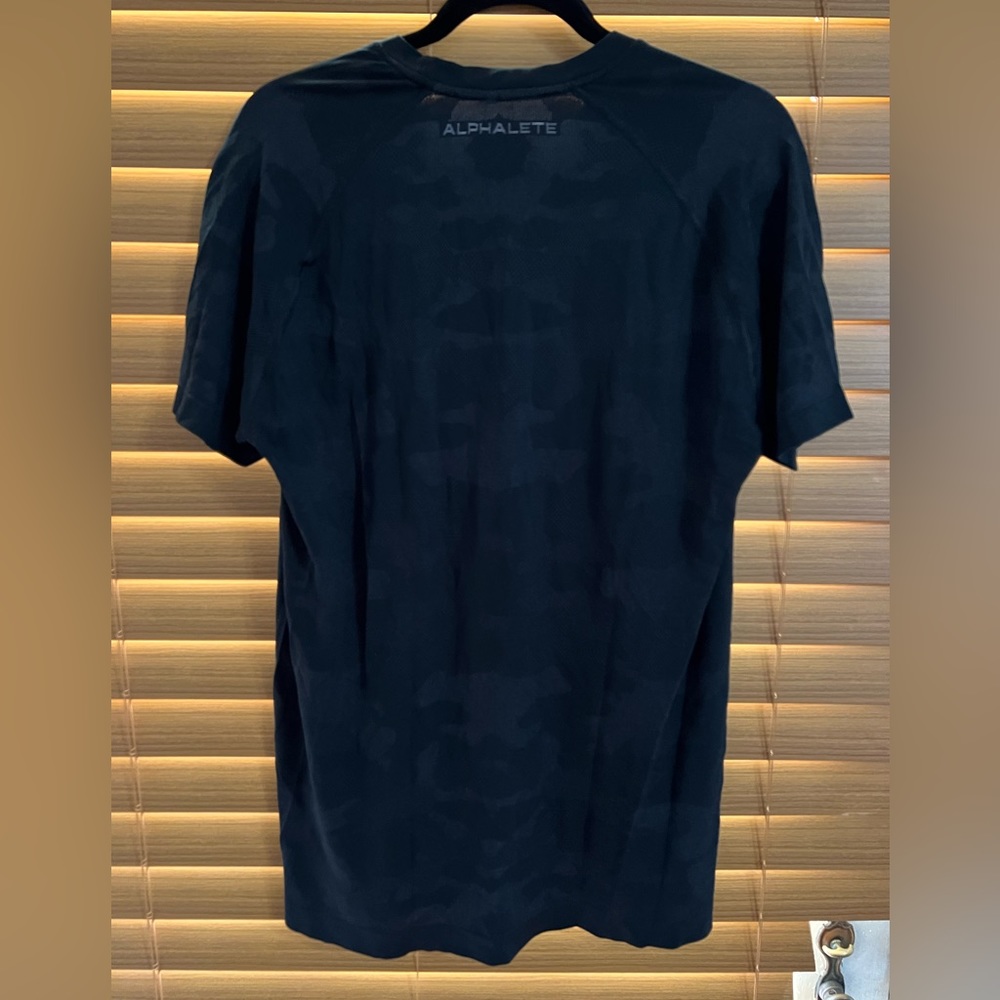 Alphalete Drifit Black Camo Shirt- Size XL